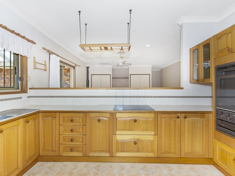 8 Boxthorn Street, Bellbowrie QLD 4070