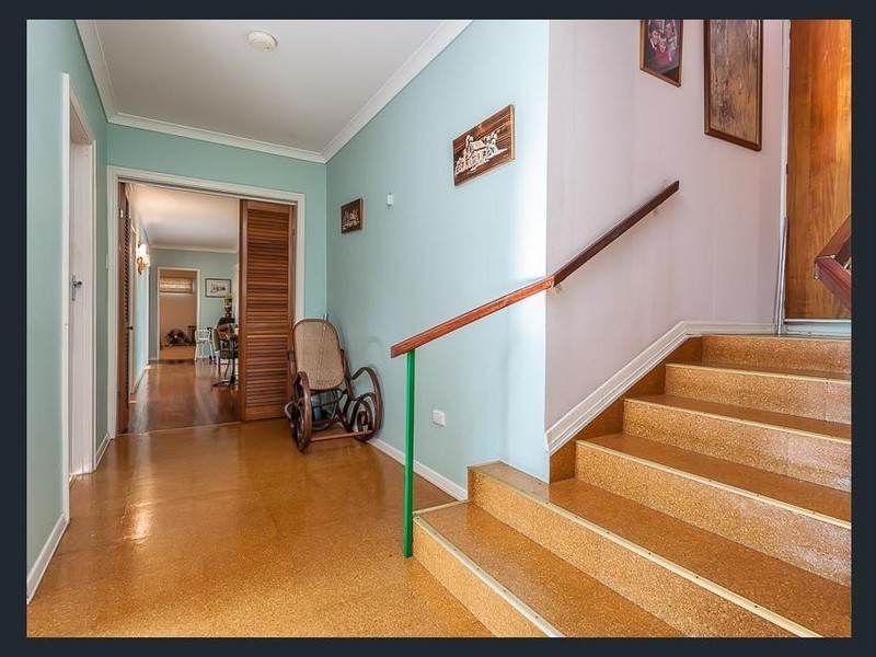 182 Bielby Road, Kenmore Hills QLD 4069