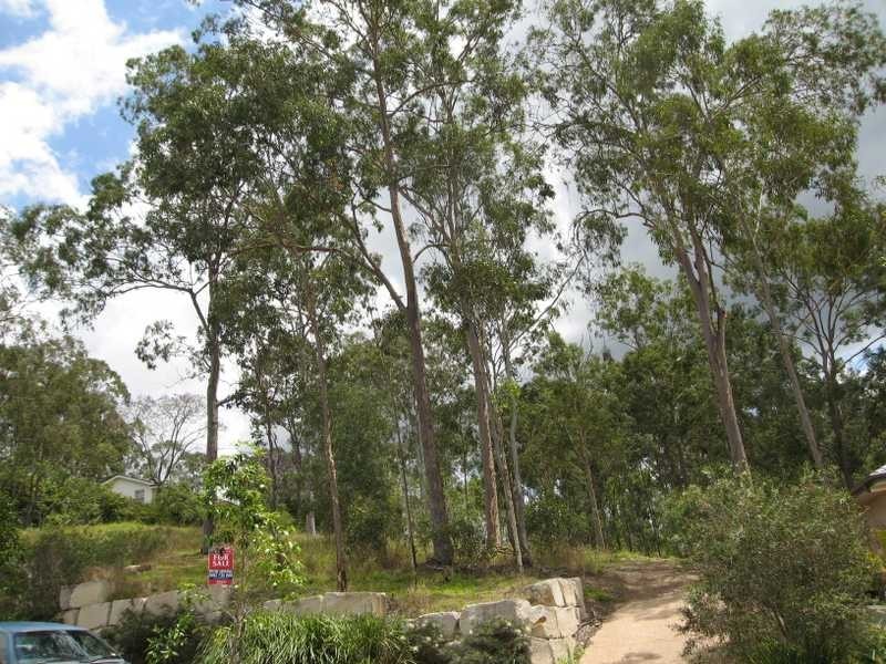 Kenmore Hills QLD 4069