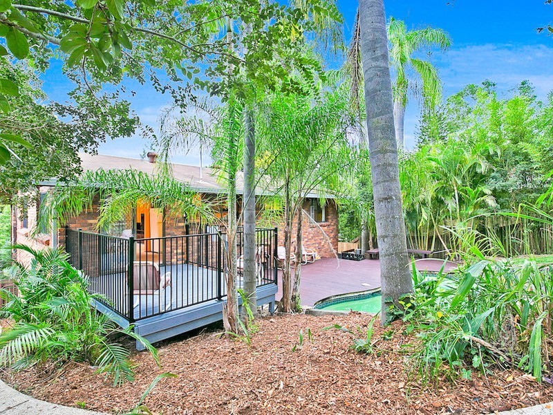 8 Paley Street, Kenmore Hills QLD 4069