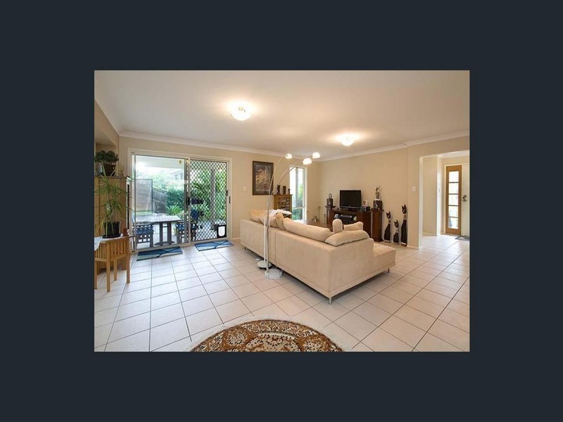 13 Limita Court, Kenmore QLD 4069