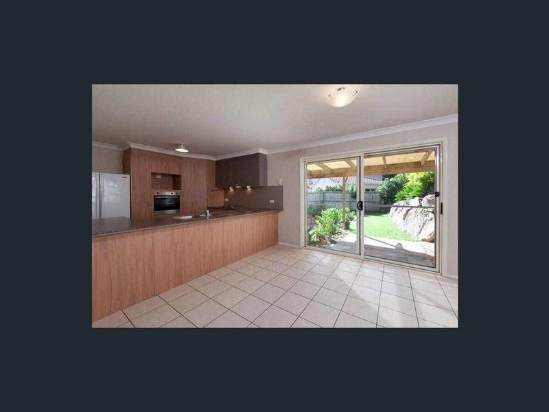13 Limita Court, Kenmore QLD 4069