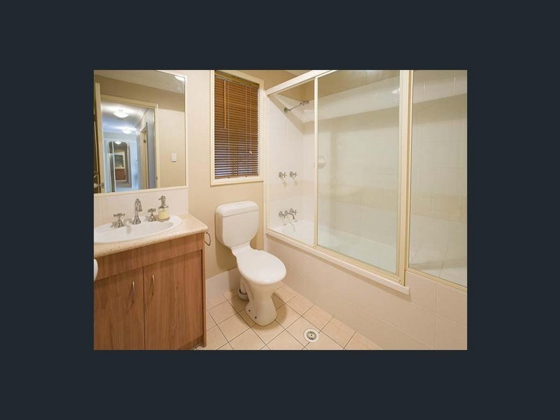 13 Limita Court, Kenmore QLD 4069