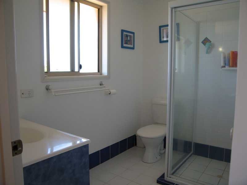 48 Beaufort Crescent, Moggill QLD 4070