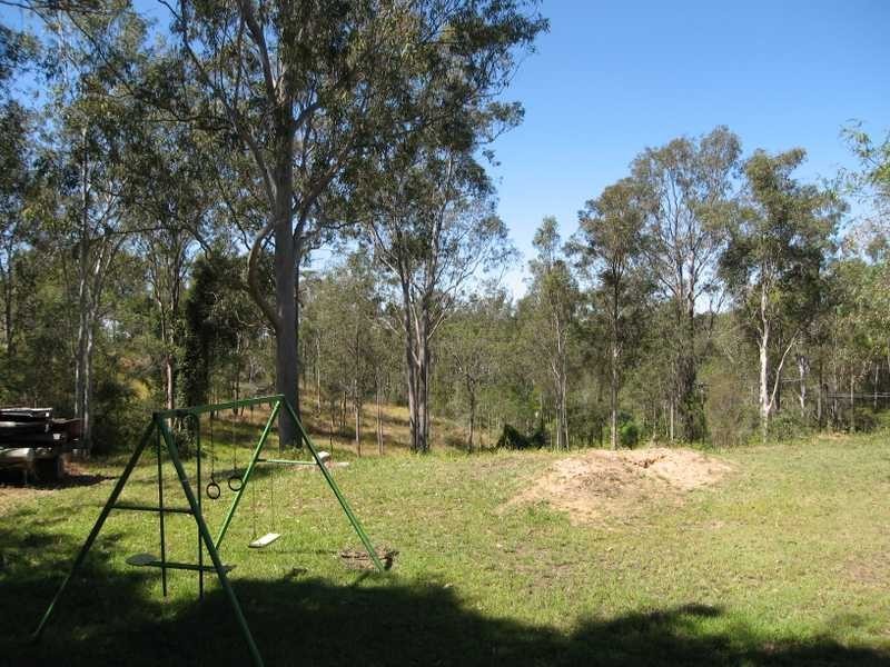 Pinjarra Hills QLD 4069