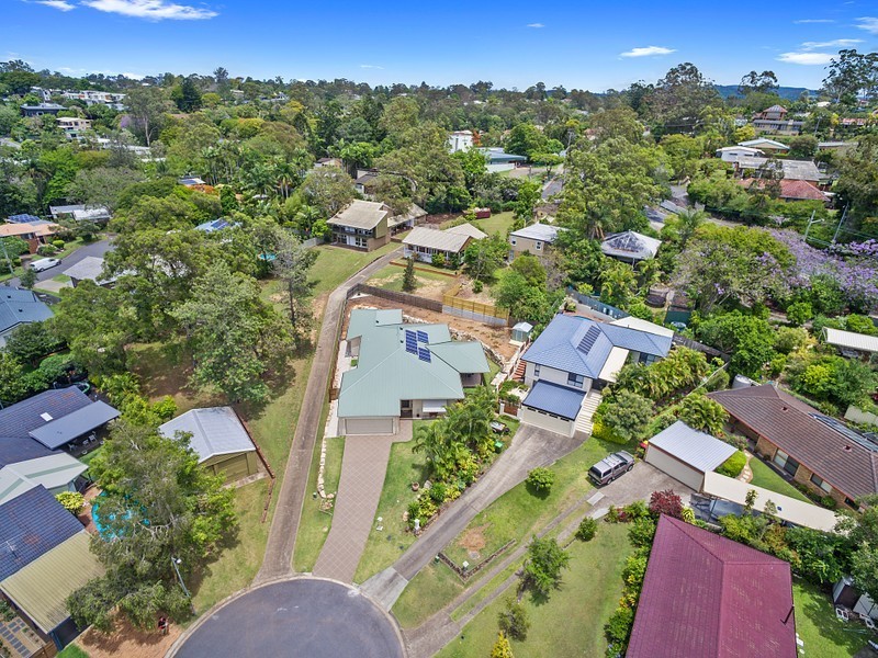 12 Ardell Street, Kenmore QLD 4069