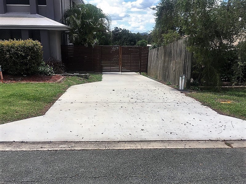 16a Pine County Place, Bellbowrie QLD 4070