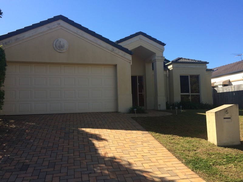 5 Ballard Place, Westlake QLD 4074