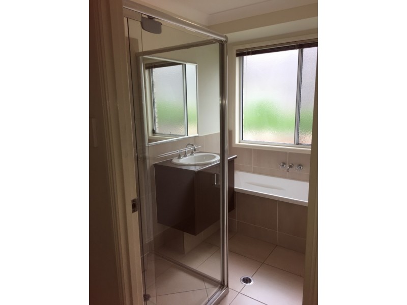 55 Regency Cres, Moggill QLD 4070