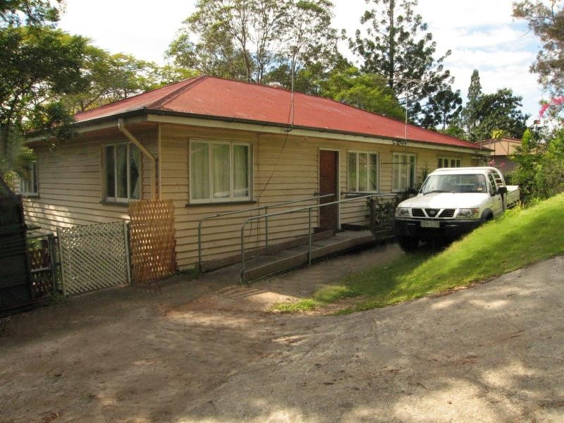 Chapel Hill QLD 4069