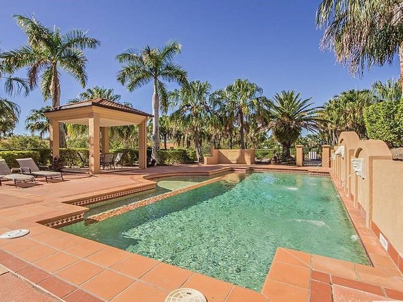27/105 Oldfield Rd, Sinnamon Park QLD 4073