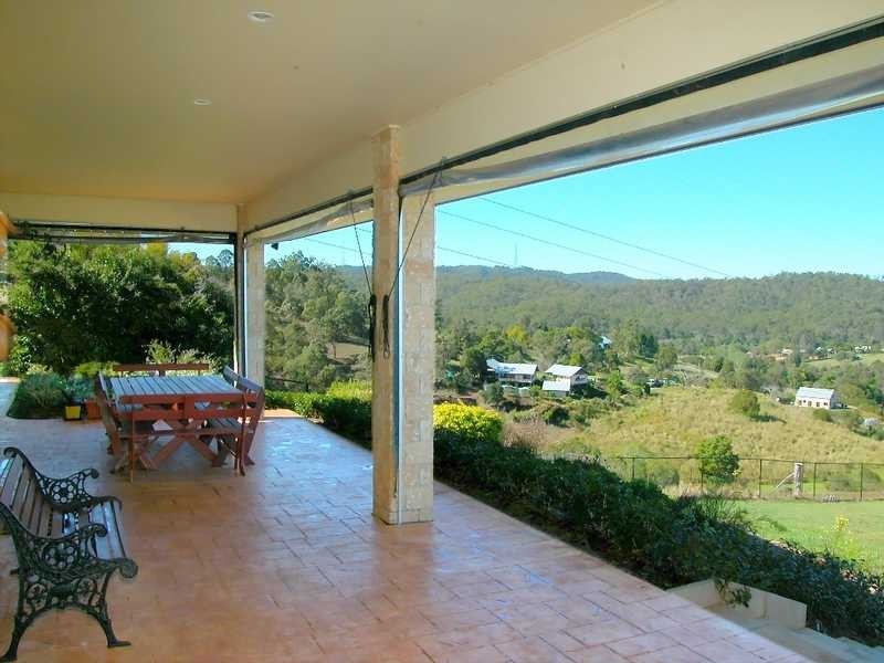 Brookfield QLD 4069