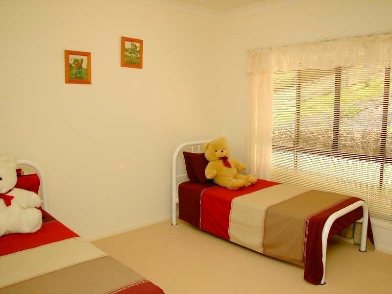 Brookfield QLD 4069