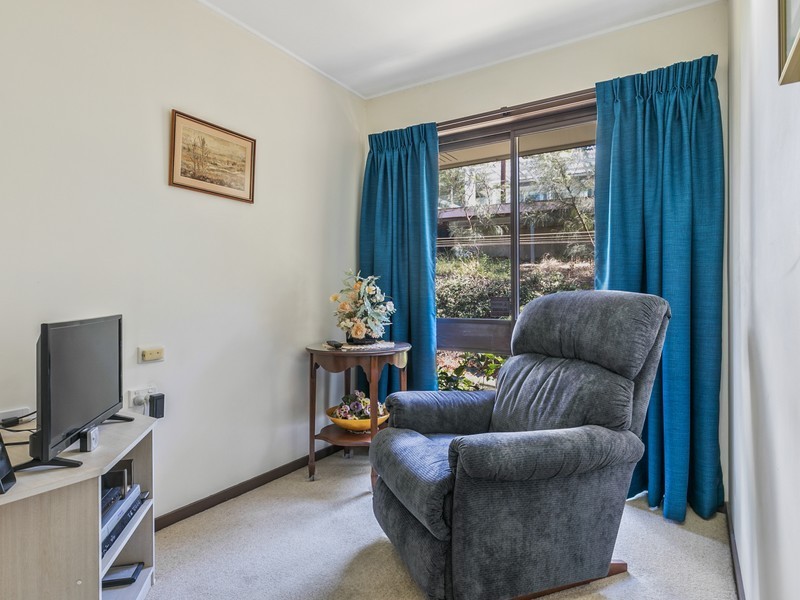 13 Ootana Street, Chapel Hill QLD 4069