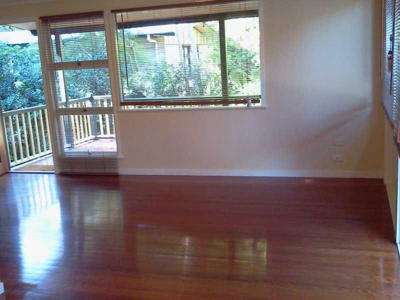 73 Moordale Street, Chapel Hill QLD 4069