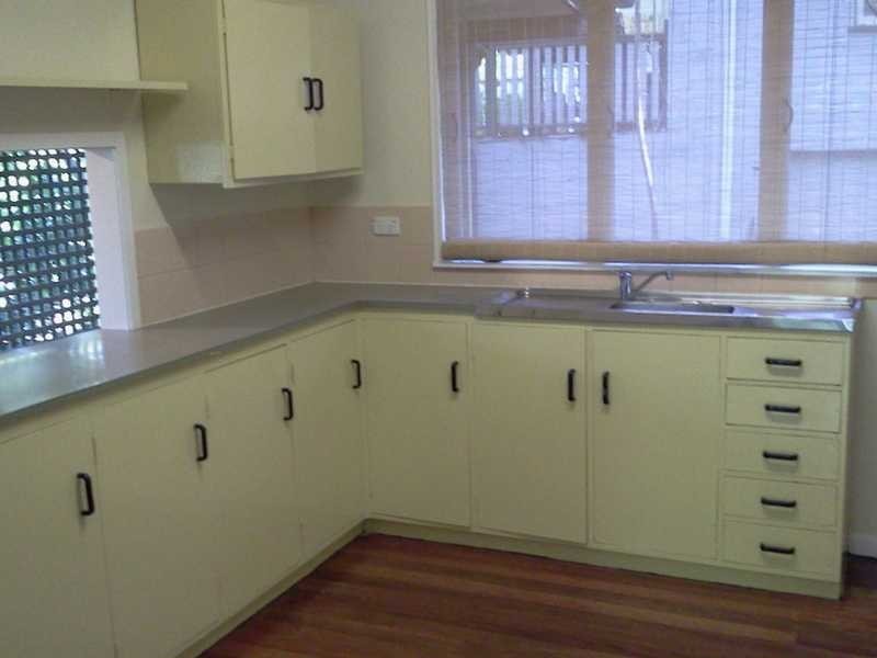 73 Moordale Street, Chapel Hill QLD 4069