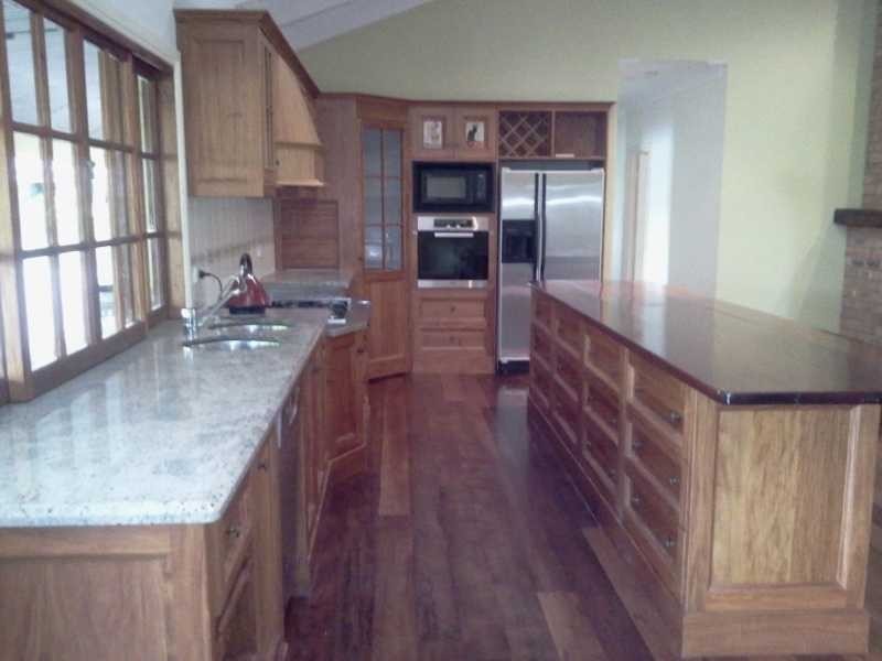 40 Upper Brookfield Rd, Brookfield QLD 4069