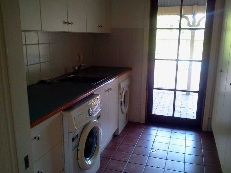 40 Upper Brookfield Rd, Brookfield QLD 4069