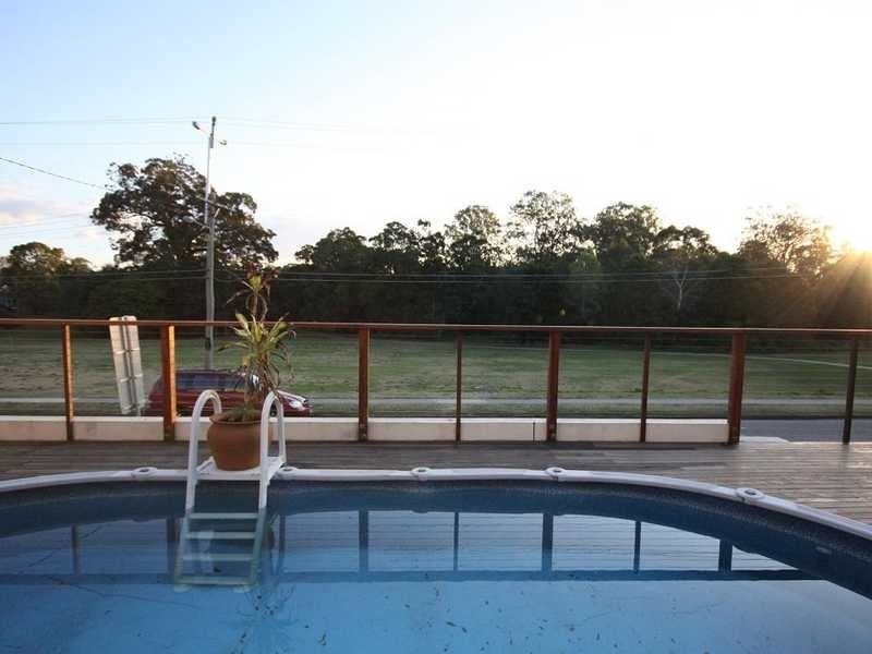 51 Dumbarton Drive, Kenmore QLD 4069