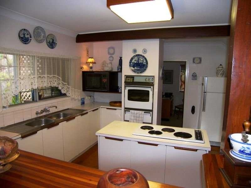 47 Cassandra Pl, Chapel Hill QLD 4069