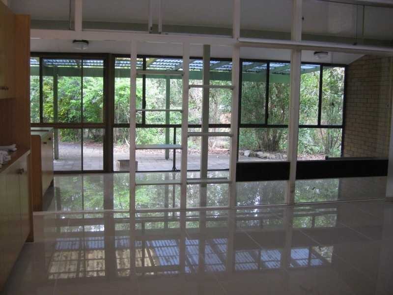 324 Kangaroo Gully Rd, Bellbowrie QLD 4070