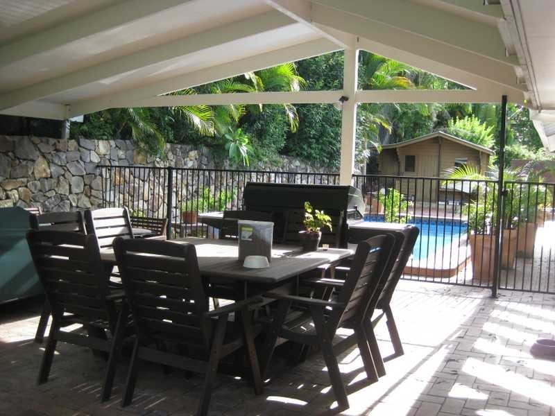 12 Dusk Street, Kenmore QLD 4069