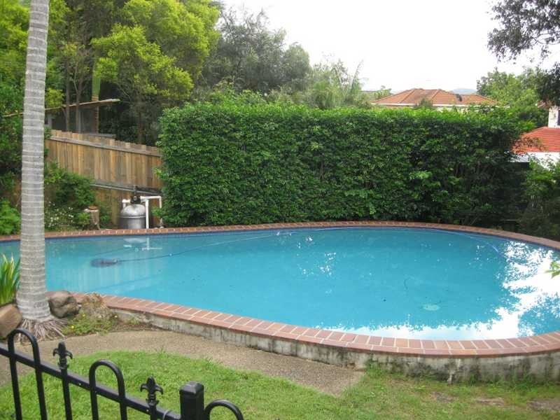 24 Fairweather Street, Kenmore QLD 4069