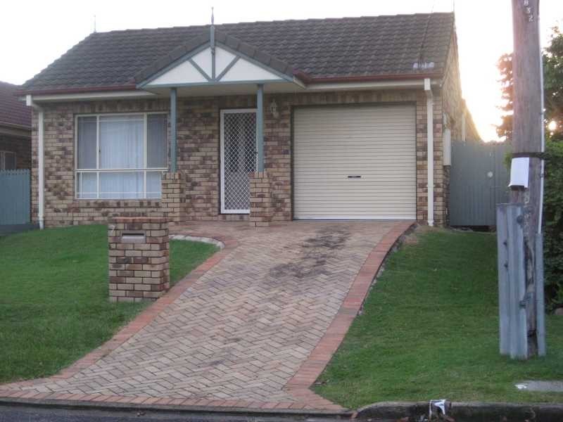 7 Jewel St, Kenmore QLD 4069