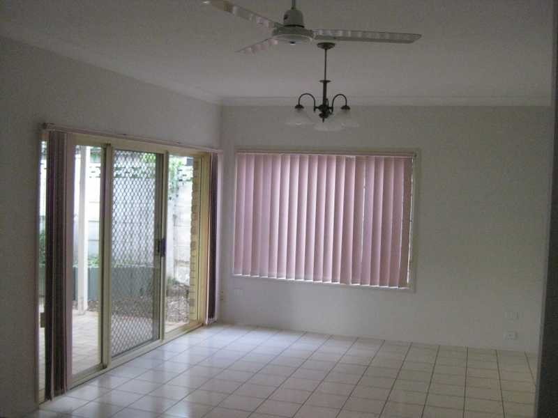 7 Jewel St, Kenmore QLD 4069