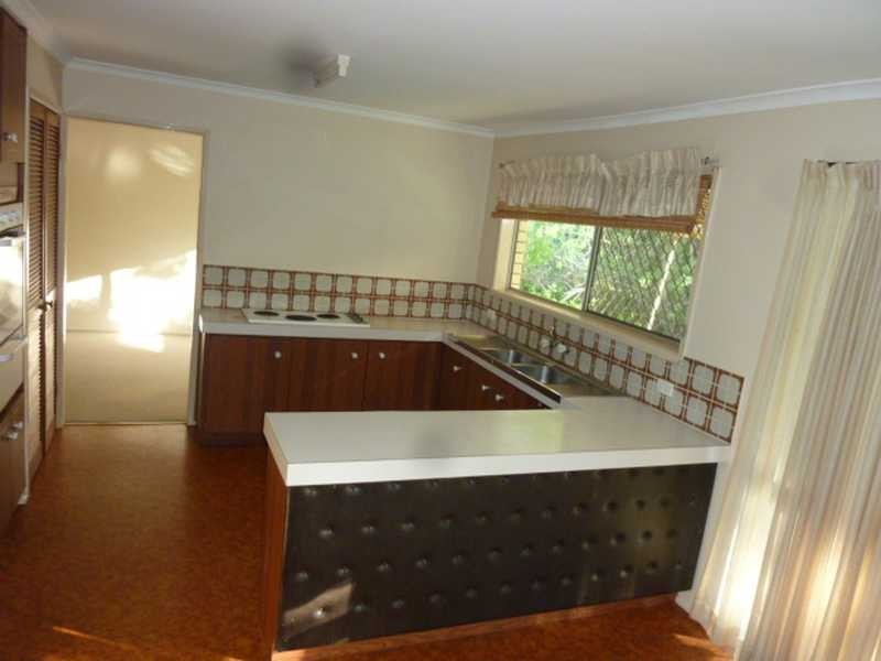 63 Goolman Street, Chapel Hill QLD 4069