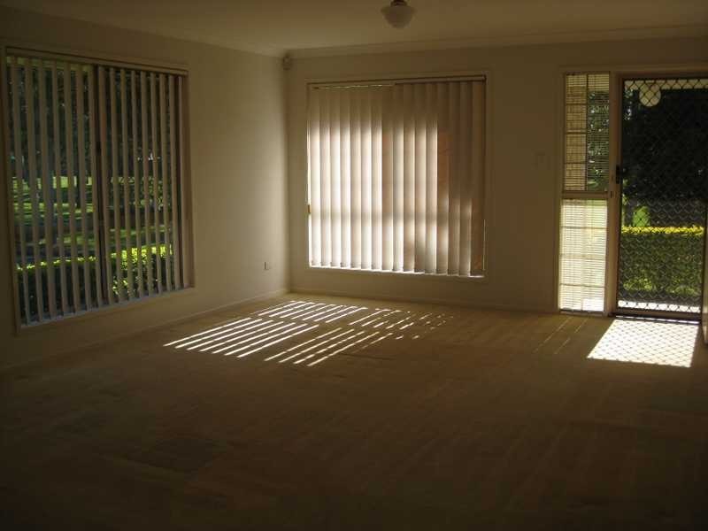 11 Carabeen Street, Bellbowrie QLD 4070