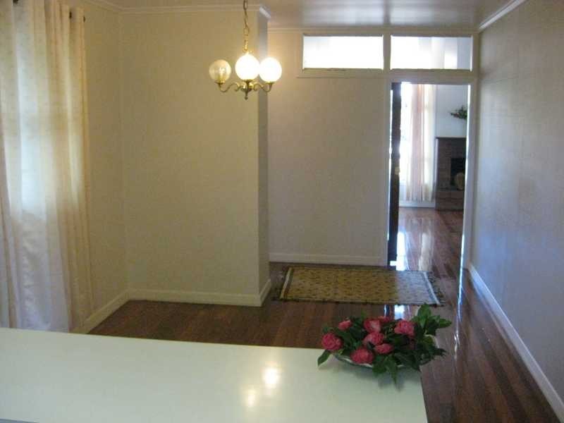 29 Wongabel Street, Kenmore QLD 4069