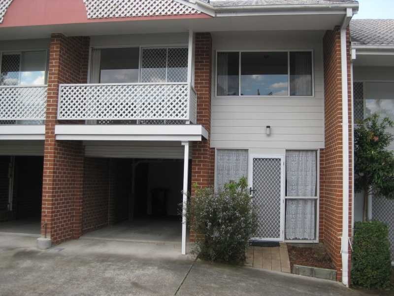 Unit 8/67 Brookfield Road, Kenmore QLD 4069