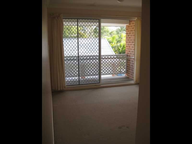 Unit 8/67 Brookfield Road, Kenmore QLD 4069