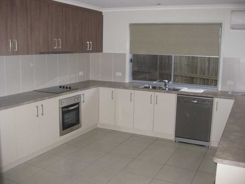 24 Equinox Street, Taringa QLD 4068