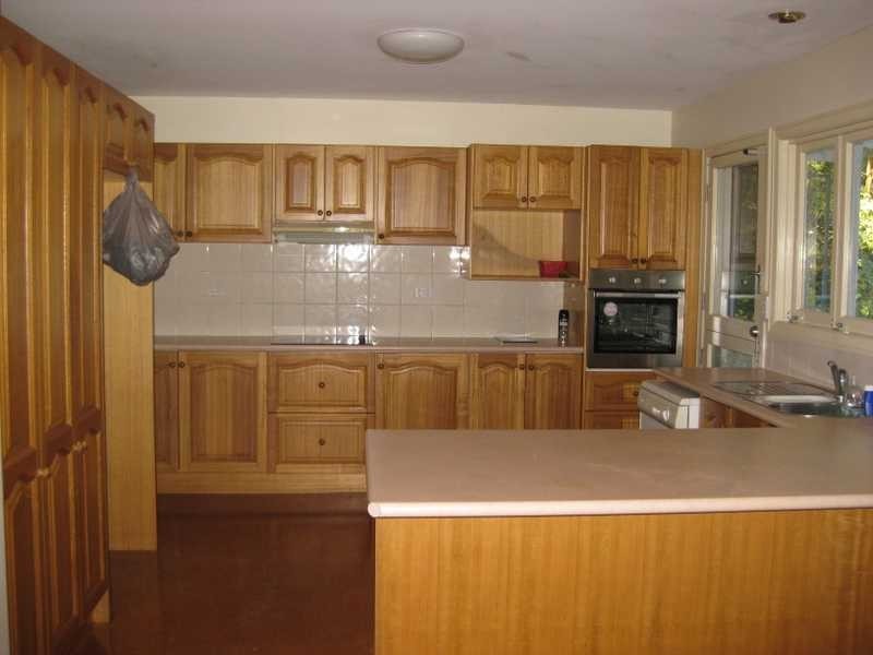 21 Kersley Road, Kenmore QLD 4069