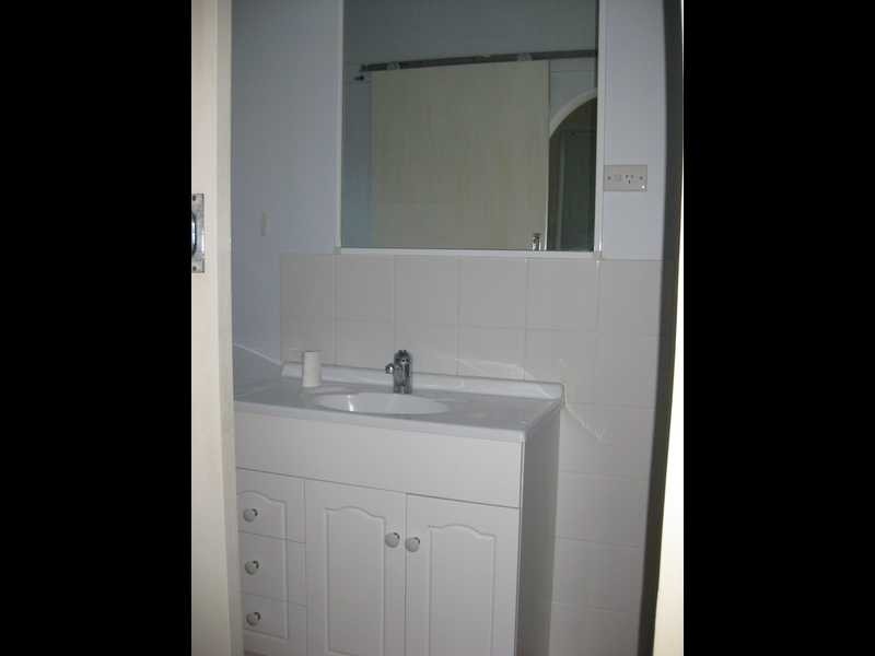 21 Kersley Road, Kenmore QLD 4069