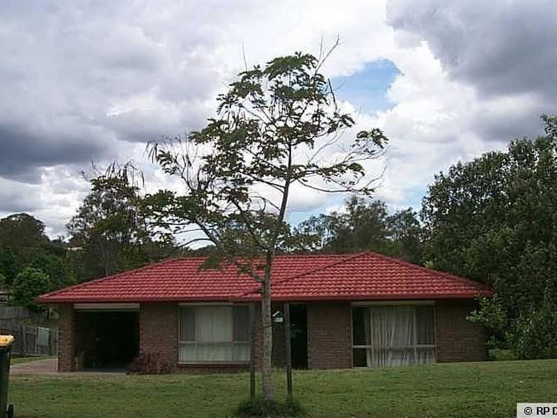 5 Sapphire Court, Kenmore QLD 4069