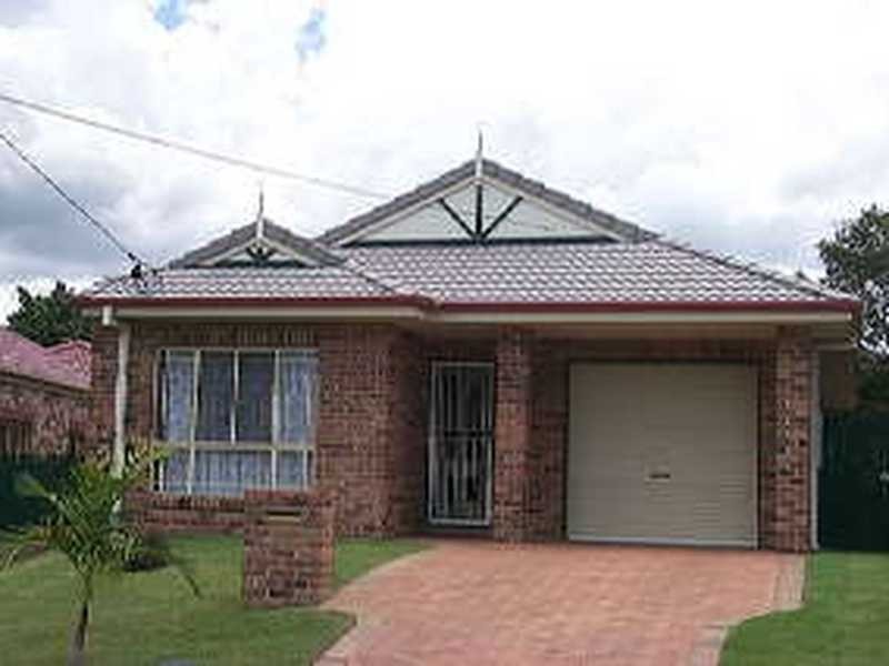 9 Jewel Street, Kenmore QLD 4069