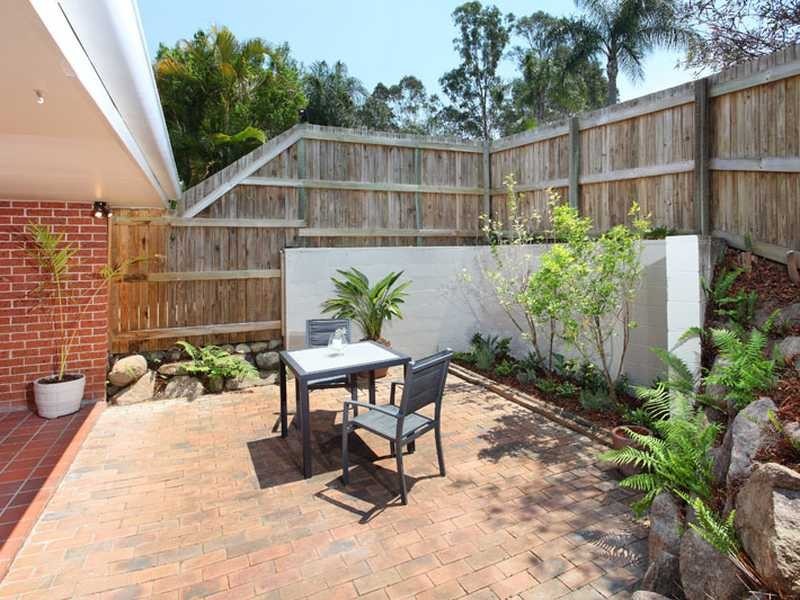 Unit 11/67 Brookfield Road, Kenmore QLD 4069