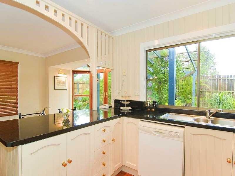 12 Mill Road, Pullenvale QLD 4069