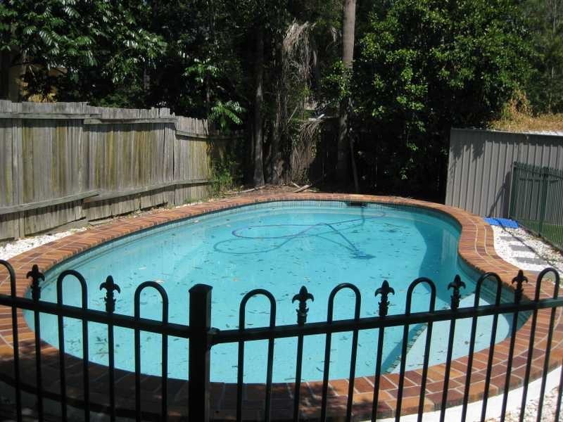 74 Brookfield Road, Kenmore QLD 4069