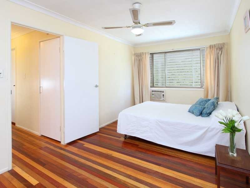 14 Halimah Street, Chapel Hill QLD 4069