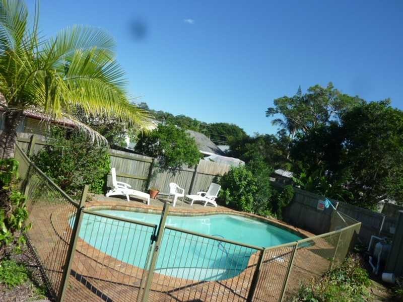 28 Cromarty Street, Kenmore QLD 4069