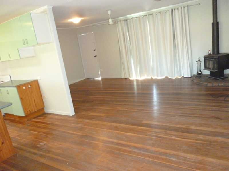 28 Cromarty Street, Kenmore QLD 4069