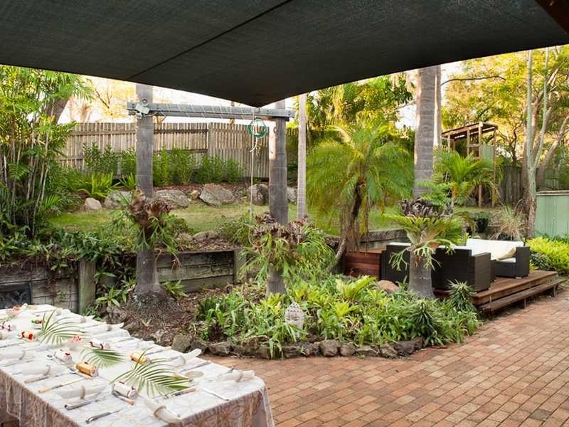 113 Sunset Street, Kenmore QLD 4069