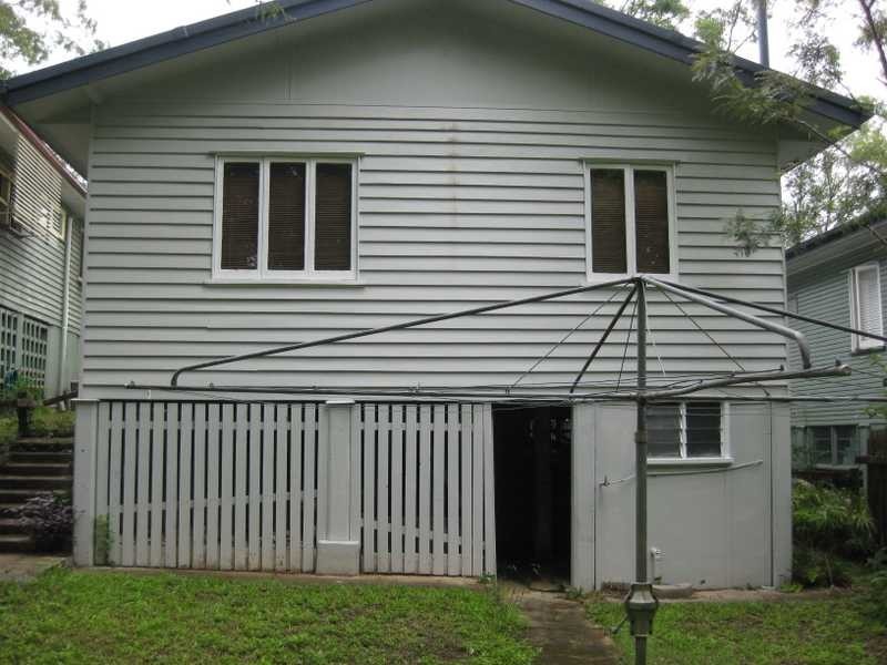 31 Henry street, Chapel Hill QLD 4069