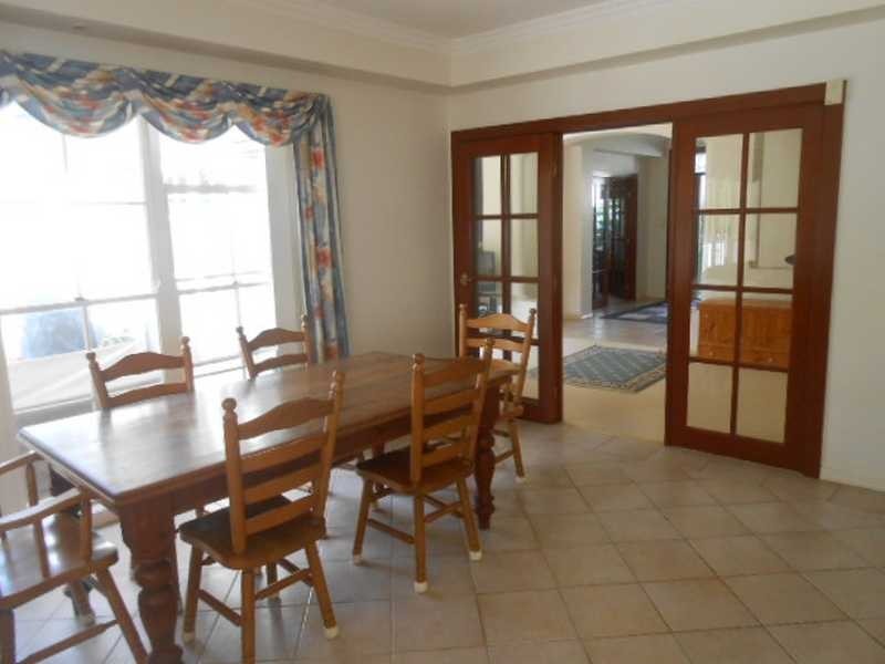 38 Parklane Terrace, Brookfield QLD 4069