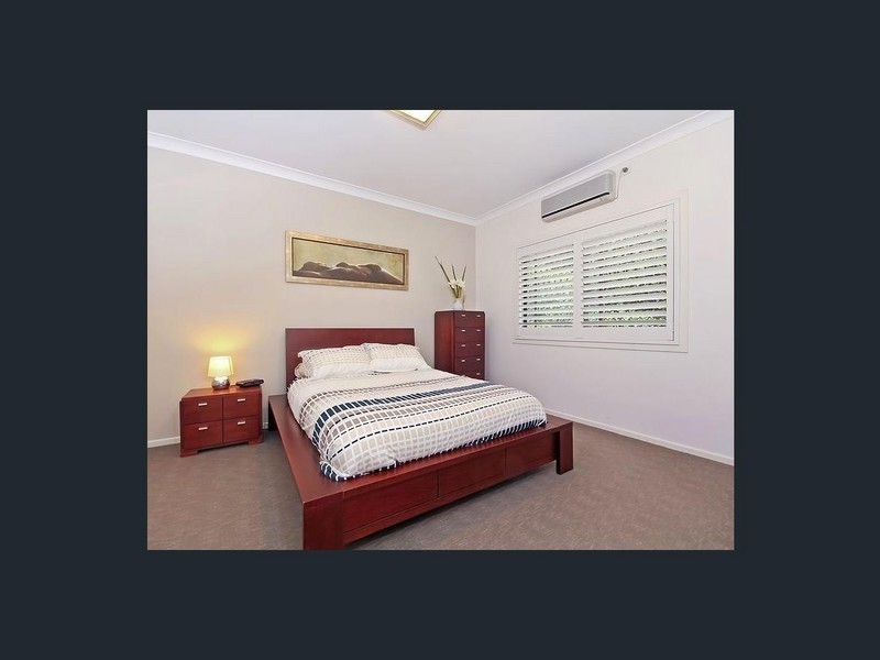 21 Mirbelia Street, Kenmore Hills QLD 4069