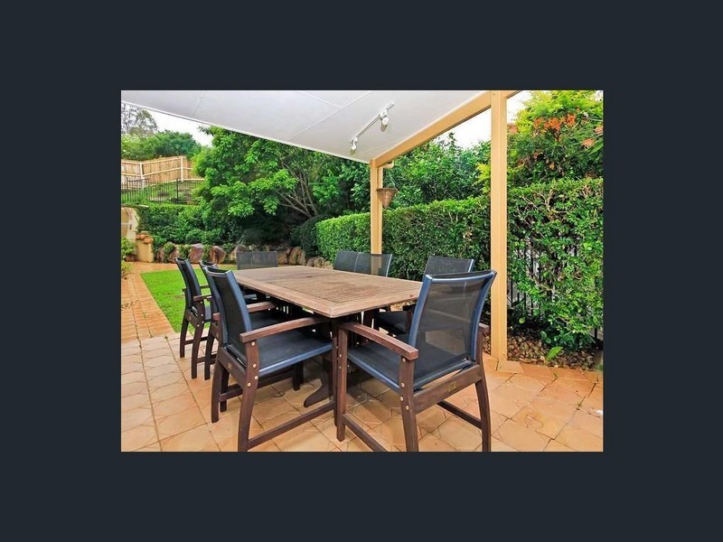 21 Mirbelia Street, Kenmore Hills QLD 4069